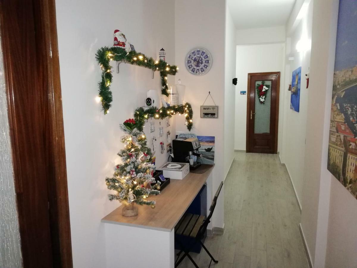 Fenesta Vascia Bed & Breakfast Naples Exterior photo