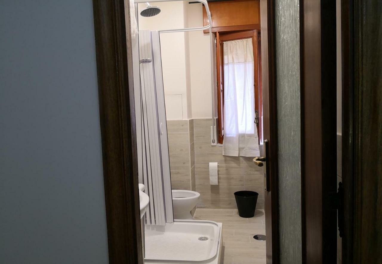 Fenesta Vascia Bed & Breakfast Naples Exterior photo